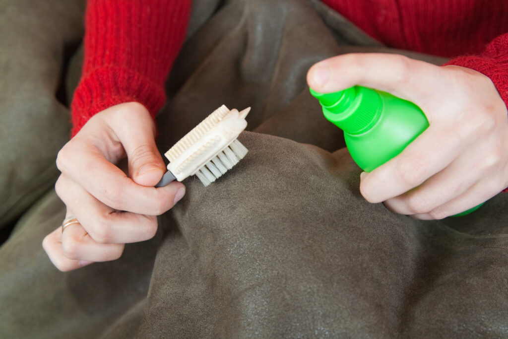 How to Remove Odours from a Leather Jacket